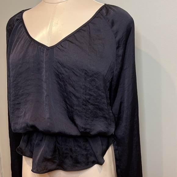 Michael Kors Long Sleeve Peplum Shirt - Picture 3 of 12